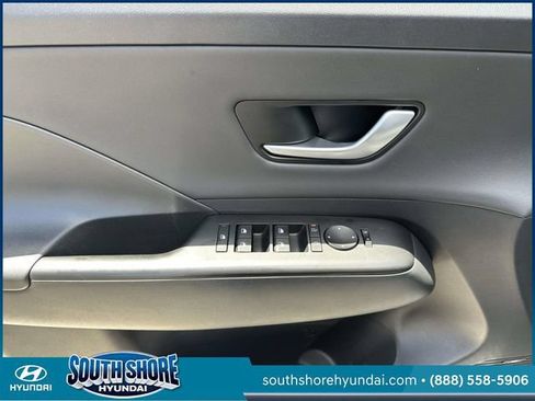 Certified 2024 Hyundai Kona Limited AWD/4WD image 18