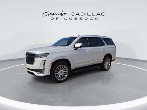 Certified 2023 Cadillac Escalade Premium Luxury AWD/4WD image 4
