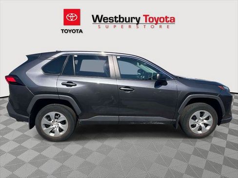 Certified 2023 Toyota RAV4 LE AWD/4WD image 6