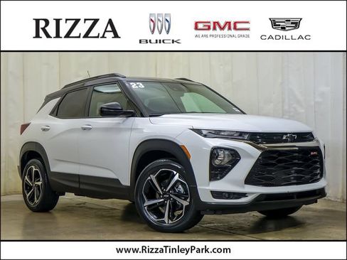 Used 2023 Chevrolet TrailBlazer RS FWD image 1