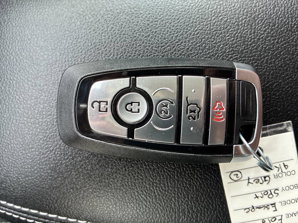 Used 2023 Ford Escape Active AWD/4WD image 34