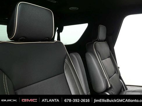 New 2026 GMC Yukon Elevation image 21