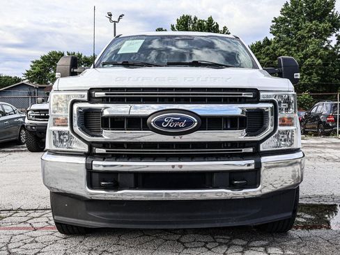 Used 2022 Ford F250 XLT AWD/4WD image 2