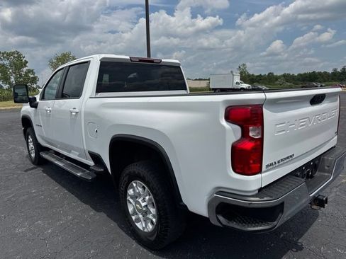 Used 2024 Chevrolet Silverado 2500 LT AWD/4WD image 6