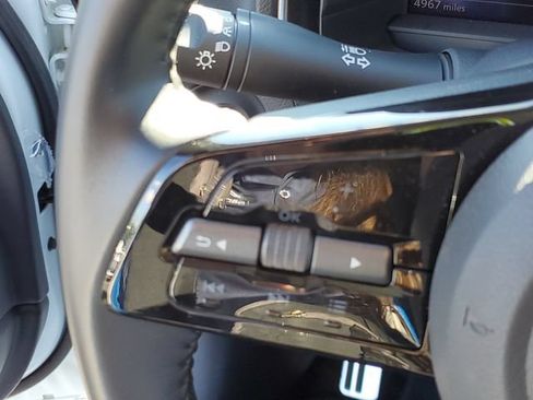 Used 2024 Nissan Z Performance w/ Floor Mat Package RWD image 17