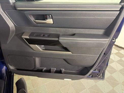 Used 2024 Toyota Tundra Limited image 19