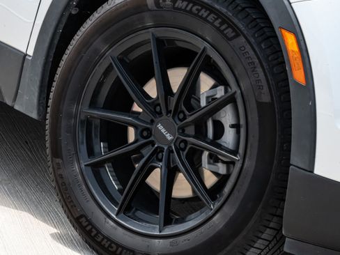 Used 2020 Cadillac XT4 Sport FWD image 11