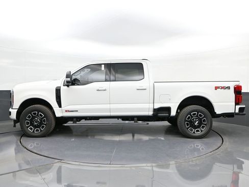 New 2026 Ford F250 Platinum image 20