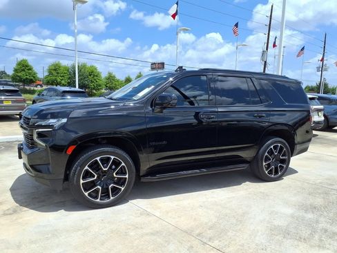 Used 2024 Chevrolet Tahoe RST w/ Luxury Package RWD image 3