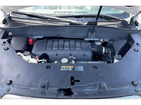 Used 2016 GMC Acadia SLT AWD/4WD image 12