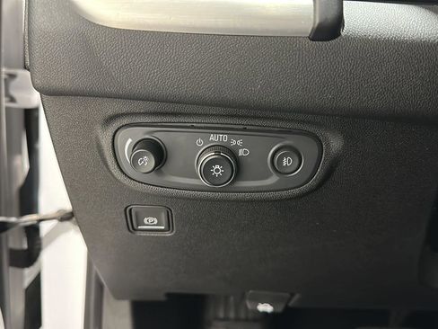 Used 2019 GMC Terrain SLT image 16