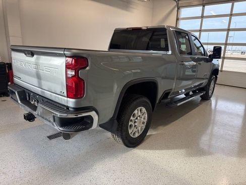 New 2026 Chevrolet Silverado 3500 LT image 13