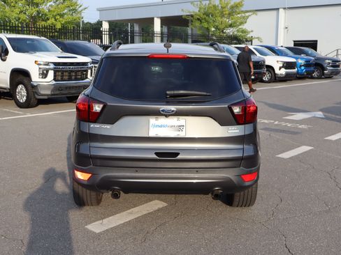 Used 2019 Ford Escape SEL FWD image 9