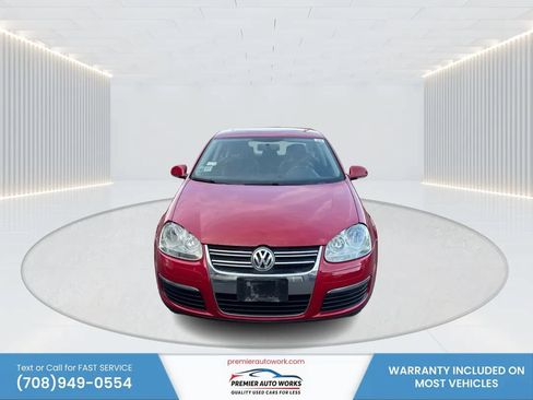 Used 2010 Volkswagen Jetta Limited Edition FWD image 2