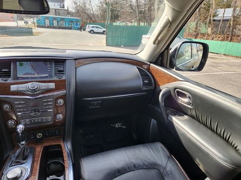 Used 2019 Nissan Armada SL w/ Premium Package image 36