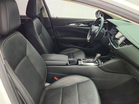 Used 2019 Buick Regal Essence w/ Driver Confidence Package I AWD/4WD image 22