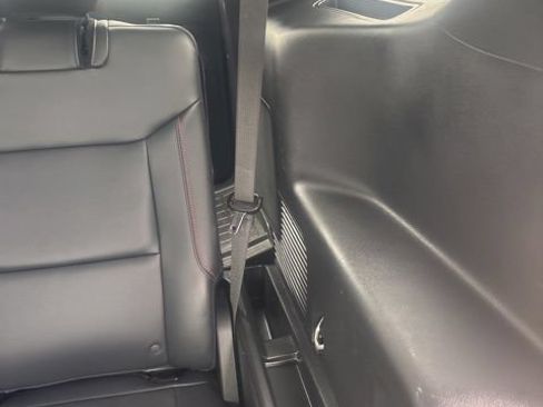 Used 2025 Ford Explorer ST AWD/4WD image 37
