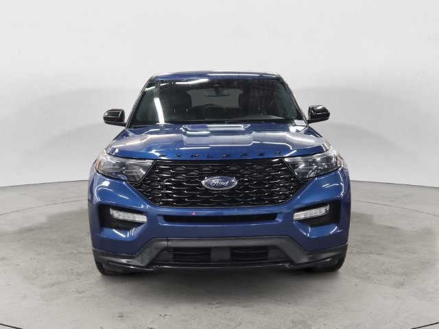 Certified 2022 Ford Explorer ST-Line AWD/4WD image 2