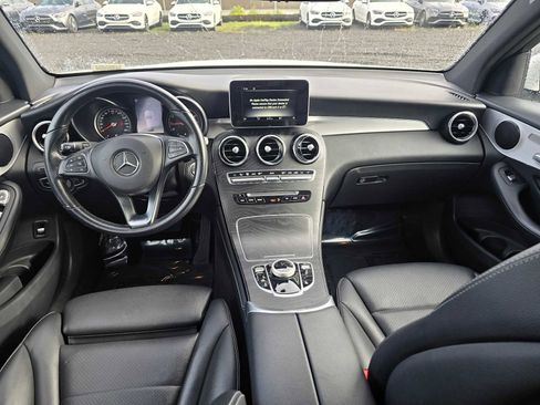Used 2019 Mercedes-Benz GLC 300 4MATIC image 20