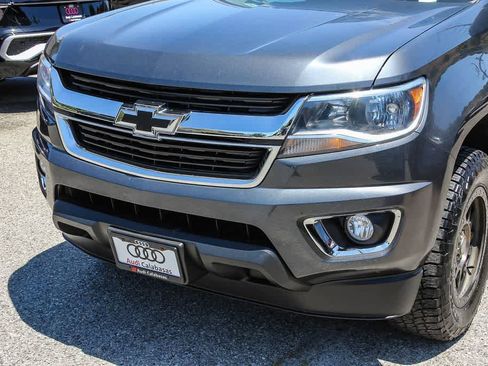 Used 2017 Chevrolet Colorado LT w/ LT Convenience Package RWD image 8