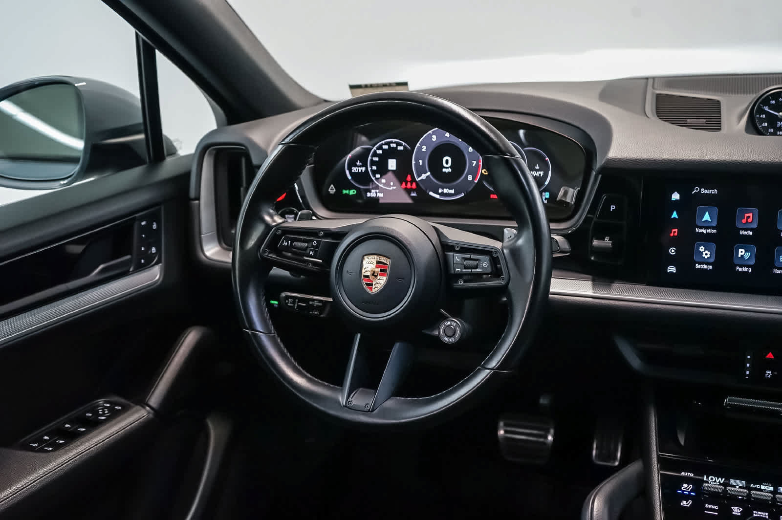 Certified 2024 Porsche Cayenne S AWD/4WD image 13