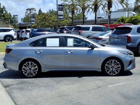 Certified 2023 Kia Forte GT FWD image 4