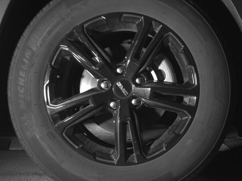 Used 2024 GMC Terrain SLE image 20