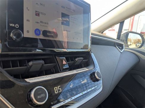 Certified 2024 Toyota Corolla LE image 23