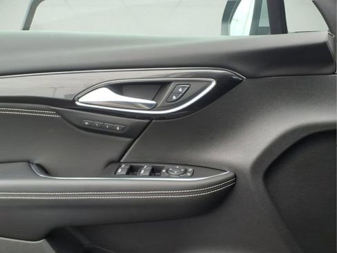Certified 2023 Buick Envision Essence AWD/4WD image 21