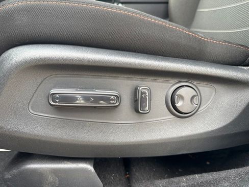 Used 2025 Honda CR-V Sport image 10