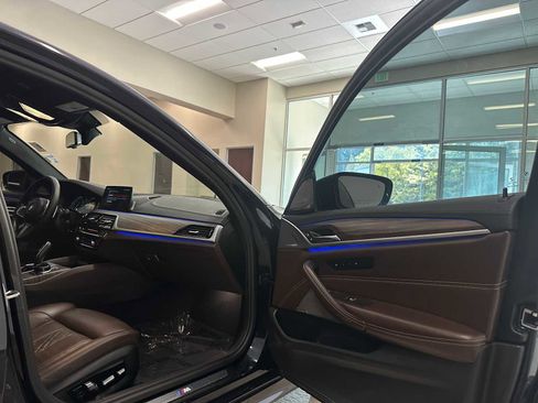 Used 2017 BMW 540i xDrive AWD/4WD image 33