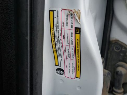 Used 2018 RAM 2500 Tradesman w/ Chrome Appearance Group image 51