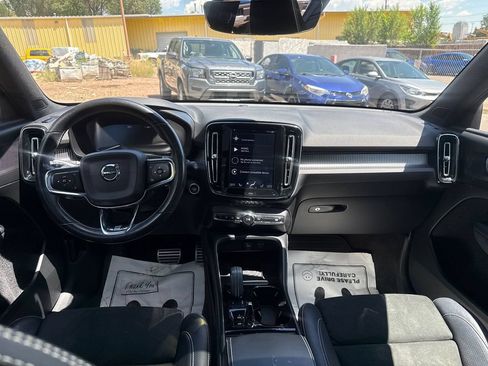 Used 2019 Volvo XC40 T5 R-Design AWD/4WD image 18