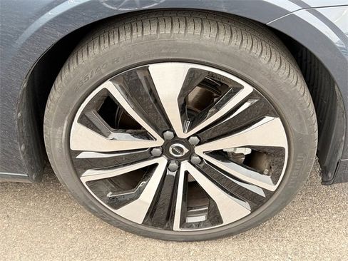 Used 2023 Volvo S60 B5 Ultimate image 4