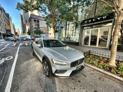 Certified 2025 Volvo V60 B5 Cross Country Plus