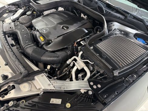 Used 2021 Mercedes-Benz GLC 300 4MATIC image 18