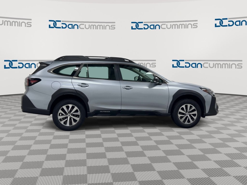 Used 2024 Subaru Outback AWD/4WD image 9