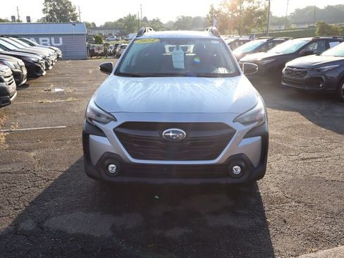 Certified 2024 Subaru Outback Premium AWD/4WD image 2