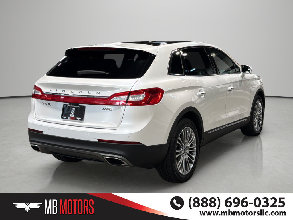 Used 2017 Lincoln MKX Reserve AWD/4WD image 4