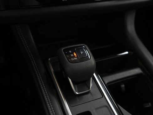 Used 2023 Nissan Pathfinder Platinum image 27