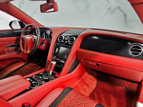 Used 2018 Bentley Flying Spur S W12 image 8