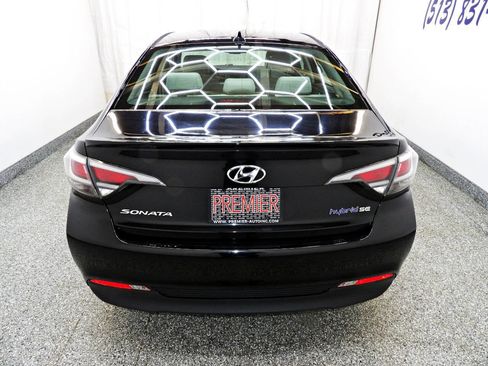 Used 2016 Hyundai Sonata SE image 5