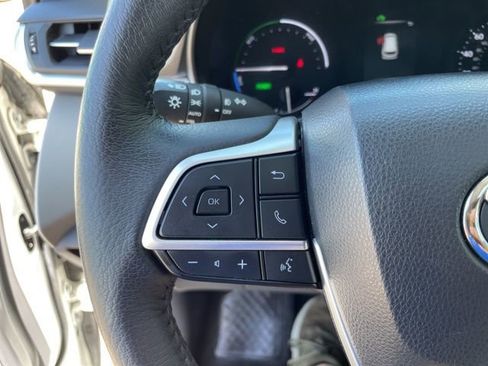 Used 2023 Toyota Sienna XLE w/ XLE Plus Package AWD/4WD image 20
