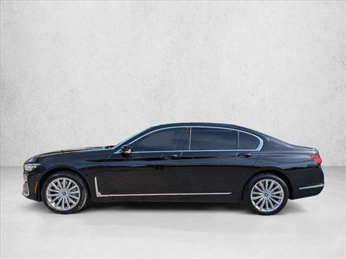 Used 2020 BMW 745e xDrive image 8