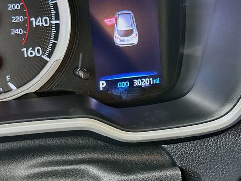 Used 2022 Toyota Corolla SE FWD image 12
