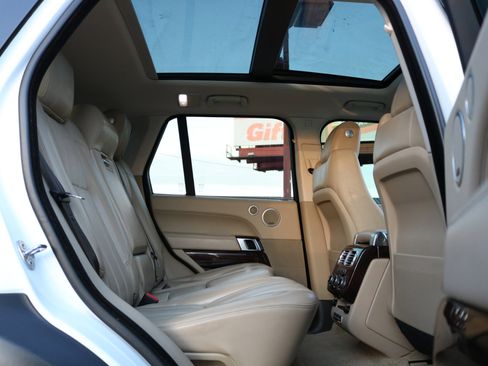 Used 2016 Land Rover Range Rover Supercharged image 41
