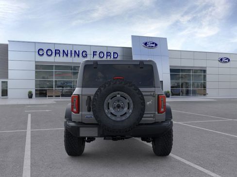 New 2025 Ford Bronco Badlands w/ Sasquatch Package image 5