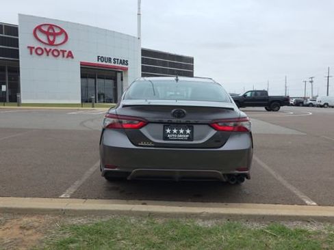 Used 2024 Toyota Camry SE w/ Convenience Package FWD image 7