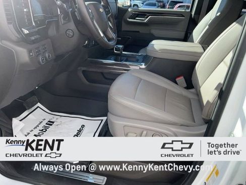 Certified 2025 Chevrolet Silverado 1500 LTZ w/ LTZ Premium Package image 32