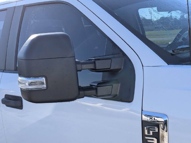Used 2022 Ford F350 XL w/ Power Equipment Group AWD/4WD image 10